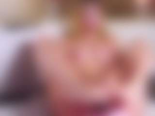 MaeBrowning's Live Sex Cam Show