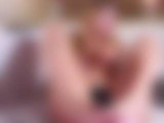 MaeBrowning's Live Sex Cam Show