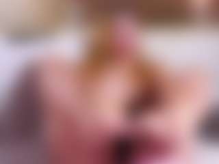 MaeBrowning's Live Sex Cam Show
