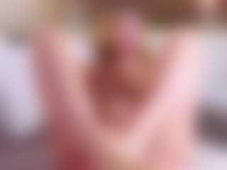 MaeBrowning's Live Sex Cam Show