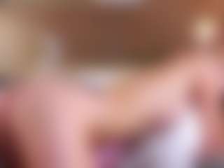MaeBrowning's Live Sex Cam Show