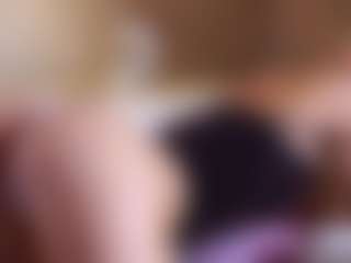 MaeBrowning's Live Sex Cam Show