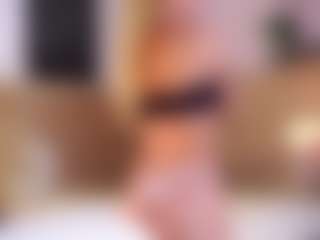MaeBrowning's Live Sex Cam Show