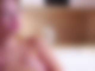 Live cam show with MaeBrowning - Dirty Talk on Camsoda