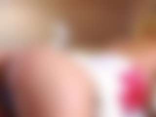 Live cam show with MaeBrowning - Foot Fetish on Camsoda