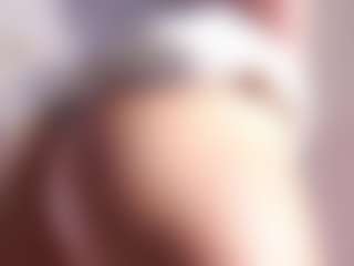Live cam show with MaeBrowning - Blonde Hair Small Tits on Camsoda