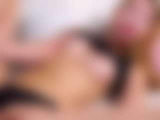 MaeBrowning's Live Sex Cam Show