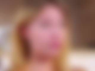 MaeBrowning's Live Sex Cam Show