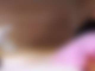 MaeBrowning's Live Sex Cam Show