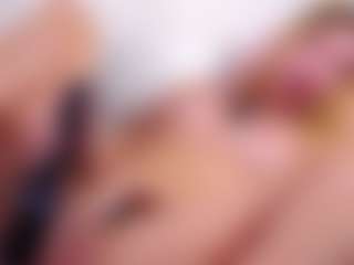 MaeBrowning's Live Sex Cam Show