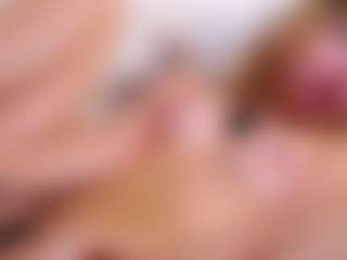 MaeBrowning's Live Sex Cam Show