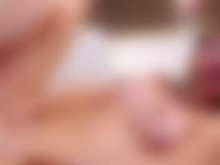 MaeBrowning's Live Sex Cam Show