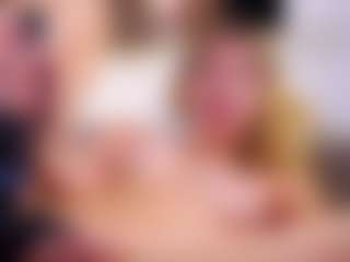 MaeBrowning's Live Sex Cam Show