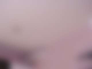 MaeBrowning's Live Sex Cam Show