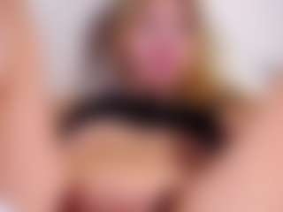 MaeBrowning's Live Sex Cam Show