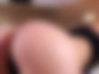 MaeBrowning's Live Sex Cam Show