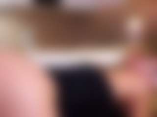 MaeBrowning's Live Sex Cam Show