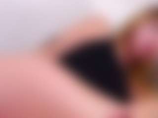 MaeBrowning's Live Sex Cam Show