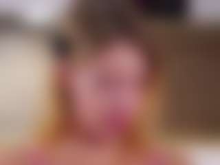 MaeBrowning's Live Sex Cam Show