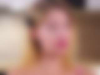 MaeBrowning's Live Sex Cam Show