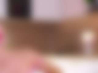 MaeBrowning's Live Sex Cam Show