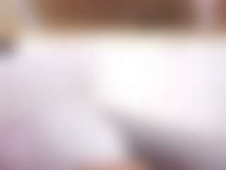 MaeBrowning's Live Sex Cam Show