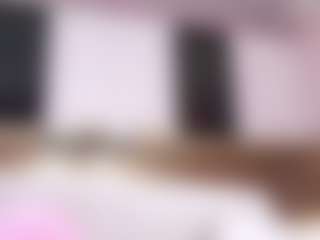 MaeBrowning's Live Sex Cam Show