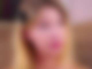 MaeBrowning's Live Sex Cam Show