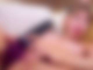 MaeBrowning's Live Sex Cam Show