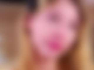 MaeBrowning's Live Sex Cam Show