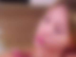 MaeBrowning's Live Sex Cam Show