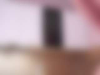 MaeBrowning's Live Sex Cam Show