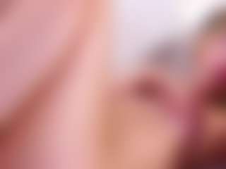 MaeBrowning's Live Sex Cam Show