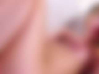 MaeBrowning's Live Sex Cam Show