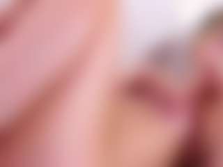MaeBrowning's Live Sex Cam Show