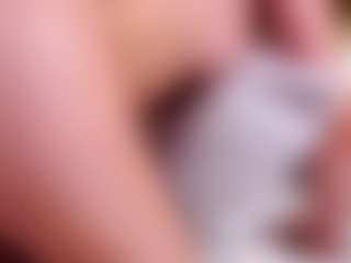 MaeBrowning's Live Sex Cam Show