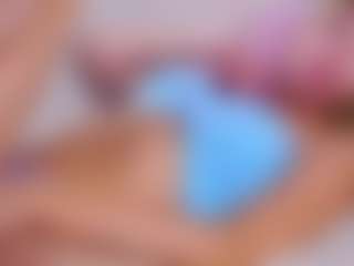MaeBrowning's Live Sex Cam Show