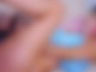 MaeBrowning's Live Sex Cam Show
