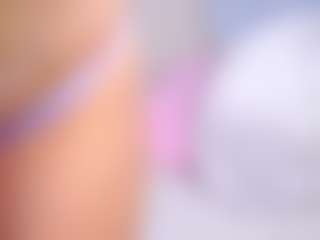 MaeBrowning's Live Sex Cam Show