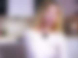MaeBrowning's Live Sex Cam Show