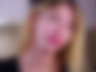 MaeBrowning's Live Sex Cam Show