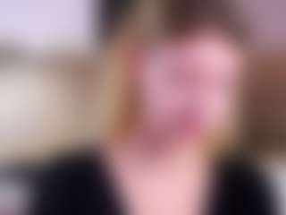 MaeBrowning's Live Sex Cam Show