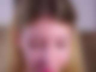 MaeBrowning's Live Sex Cam Show
