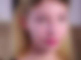 MaeBrowning's Live Sex Cam Show