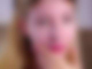 MaeBrowning's Live Sex Cam Show