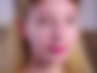 MaeBrowning's Live Sex Cam Show
