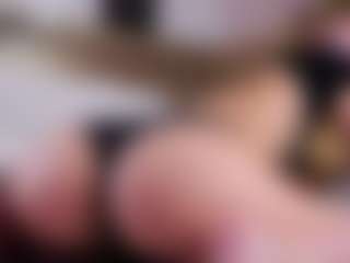 MaeBrowning's Live Sex Cam Show