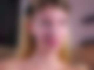 MaeBrowning's Live Sex Cam Show