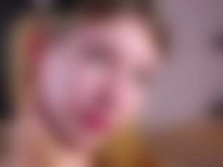 MaeBrowning's Live Sex Cam Show