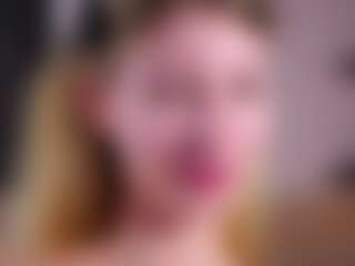 MaeBrowning's Live Sex Cam Show